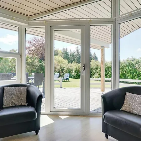 Kajana - 400m From The Sea By Interhome 미델파르트