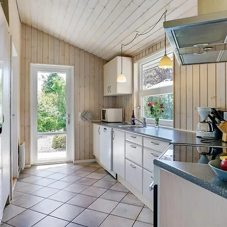 Kajana - 400m From The Sea By Interhome 펜션 미델파르트