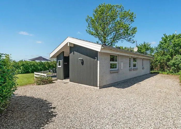 Kajana - 400m From The Sea By Interhome